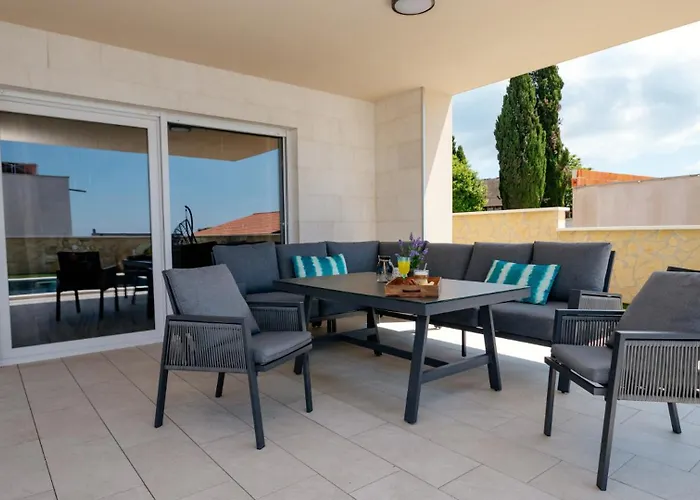 Beautiful Paula With Jacuzzi In Villa